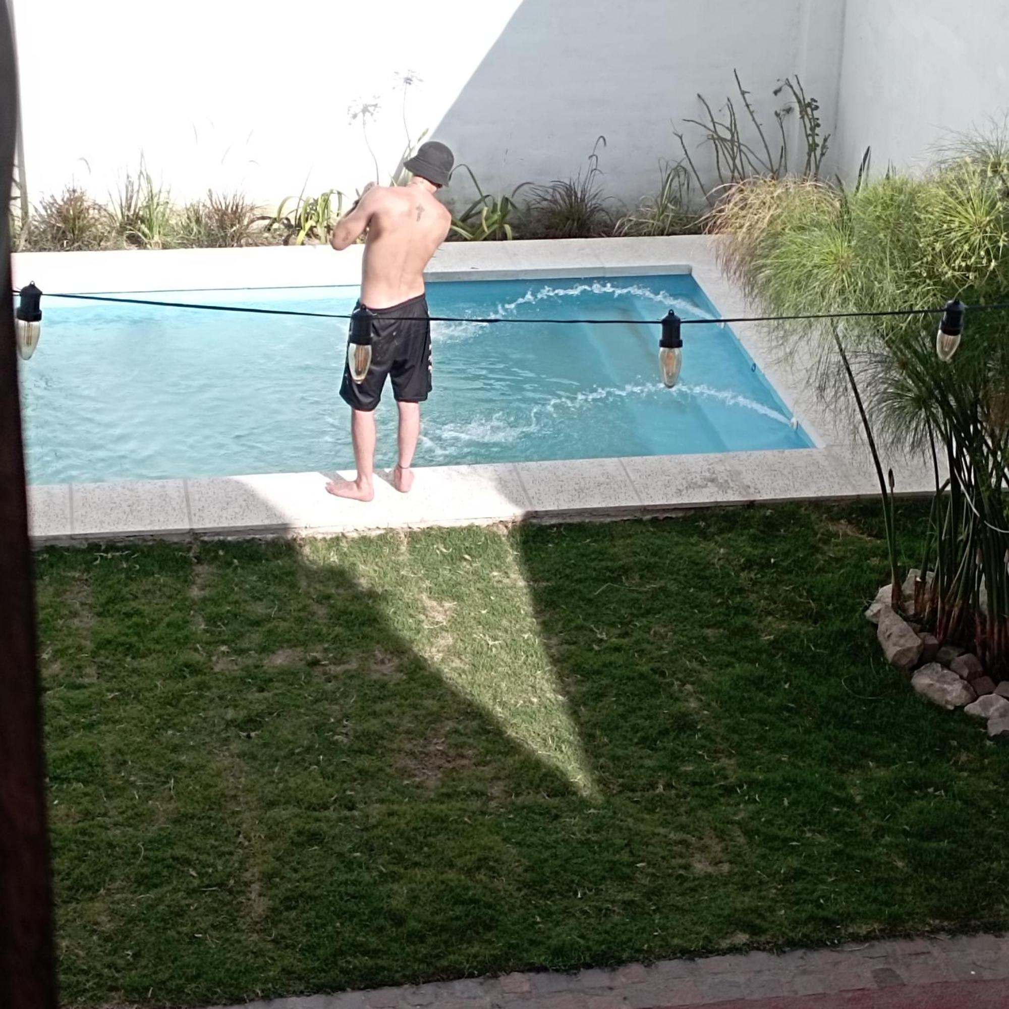 Gueemes Hostel Córdoba Luaran gambar